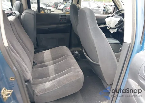 2002 Dodge Dakota Slt z USA, uszkodzony, nr VIN 1B7HL48N62S716393